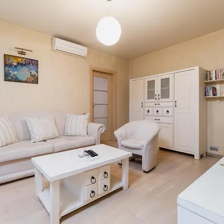 شقة Elegant 1-bedroom بلوفديف