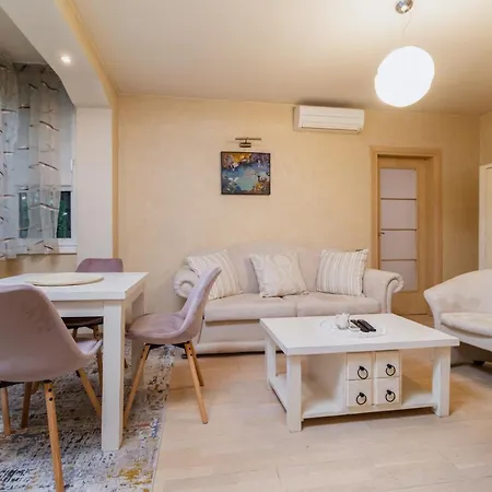 شقة Elegant 1-bedroom