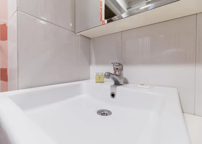 Elegant 1-bedroom Daire *