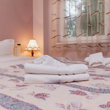 Elegant 1-bedroom 플로브디프