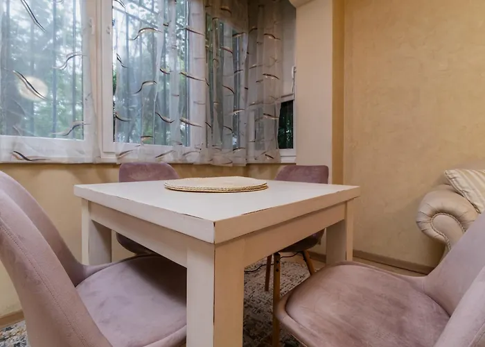 Elegant 1-bedroom Apartmán